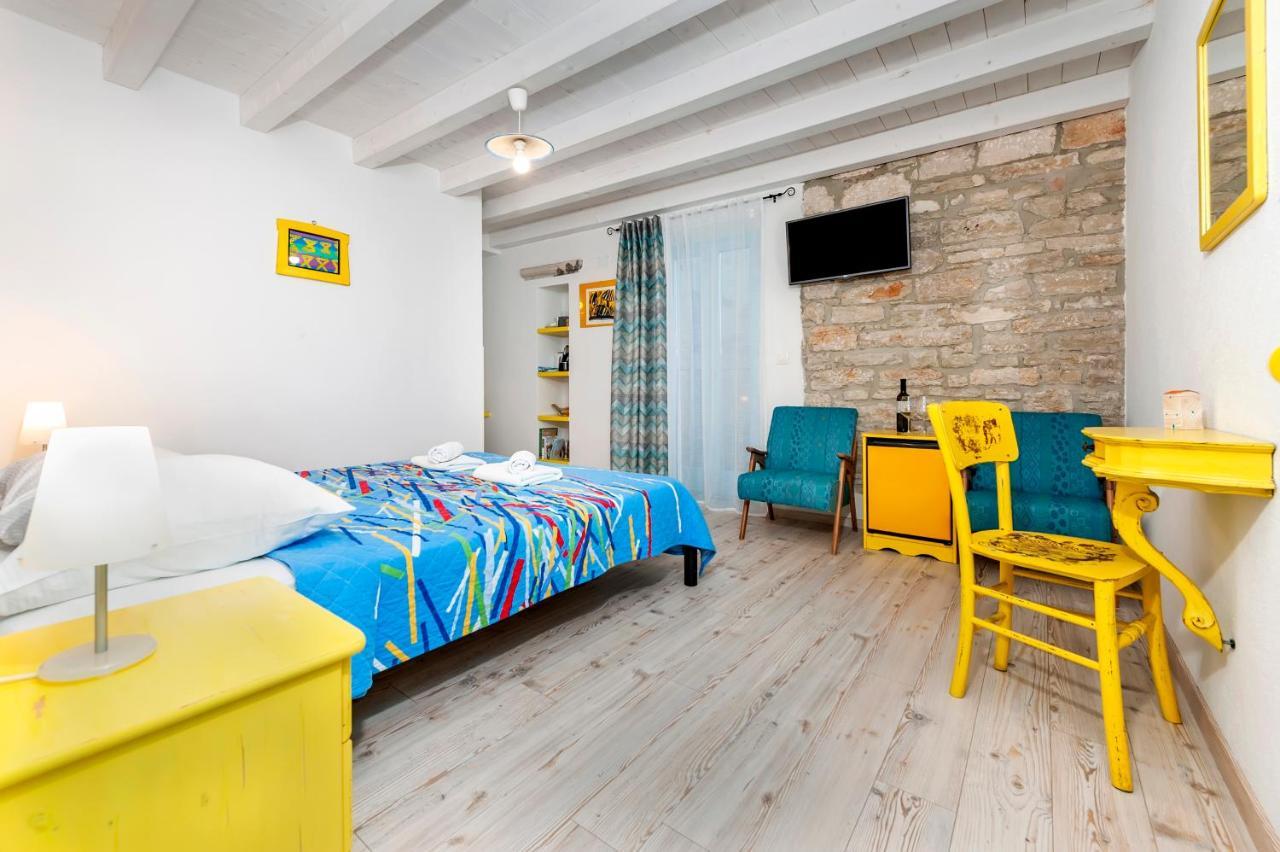 Apartments & Rooms La Casa Barbaro 罗维尼 外观 照片