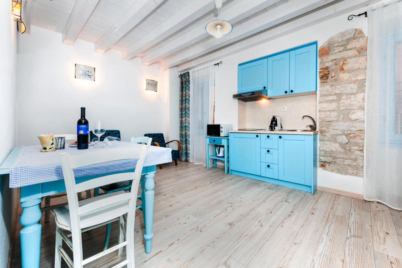 Apartments & Rooms La Casa Barbaro 罗维尼 外观 照片