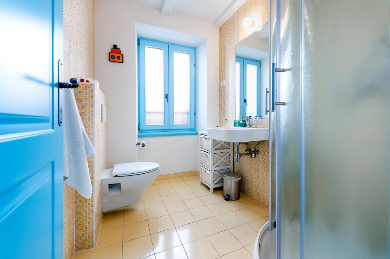 Apartments & Rooms La Casa Barbaro 罗维尼 外观 照片