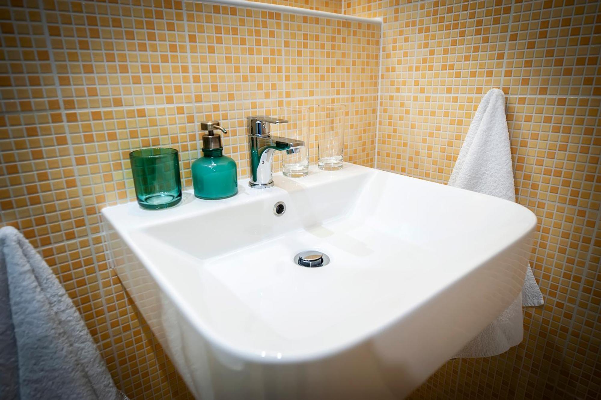 Apartments & Rooms La Casa Barbaro 罗维尼 客房 照片